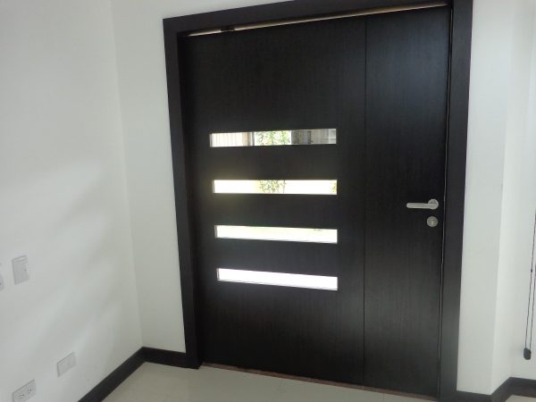 PUERTAS - Imagen 4